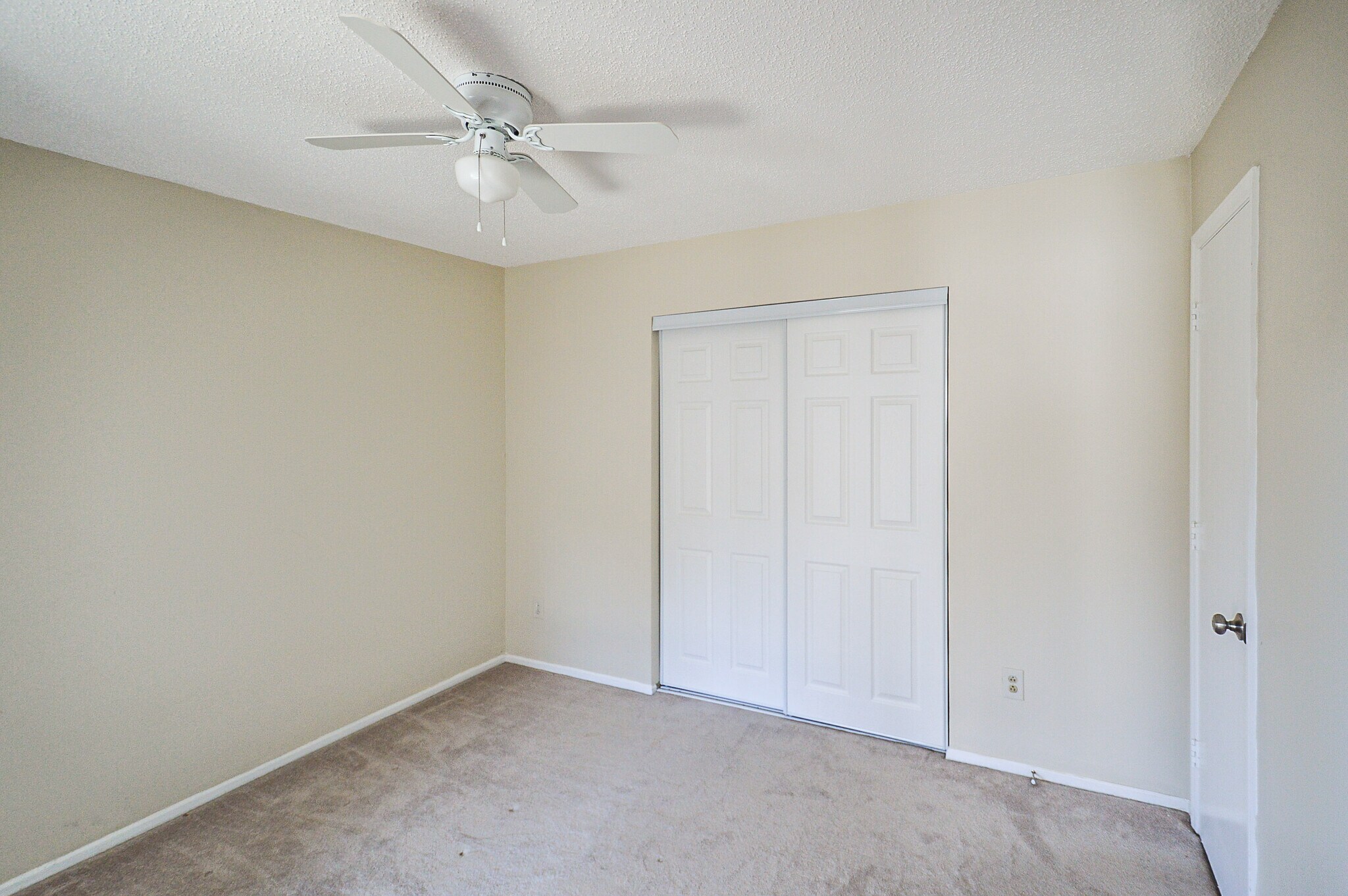 Building Photo - 18865 Vineyard Point Ln
