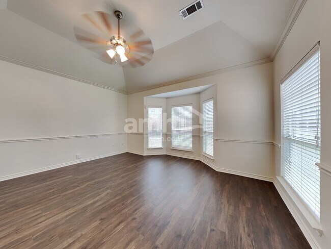 Building Photo - 1406 Monte Carlo Dr