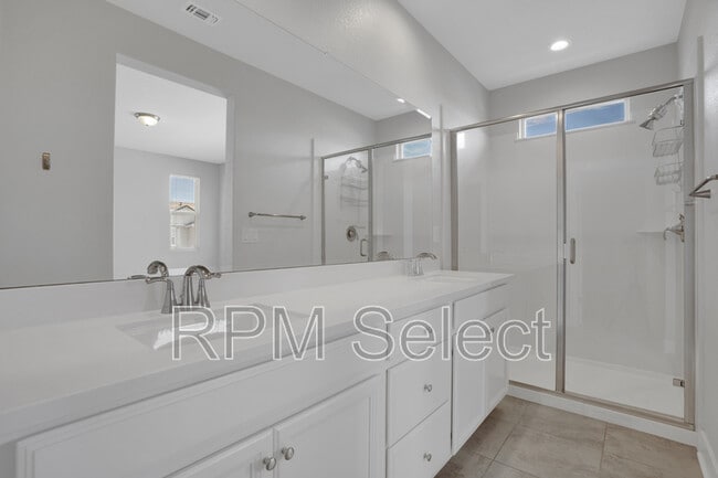 Building Photo - 567 Datura Dr