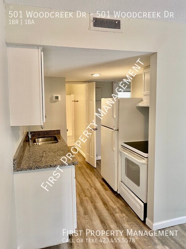 Primary Photo - Rossville 1Bed/1Bath Remodeled Apartment! ...