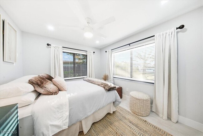 Building Photo - 4548 Genoa Ave