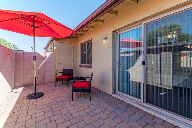 Building Photo - 3402 N 32nd St