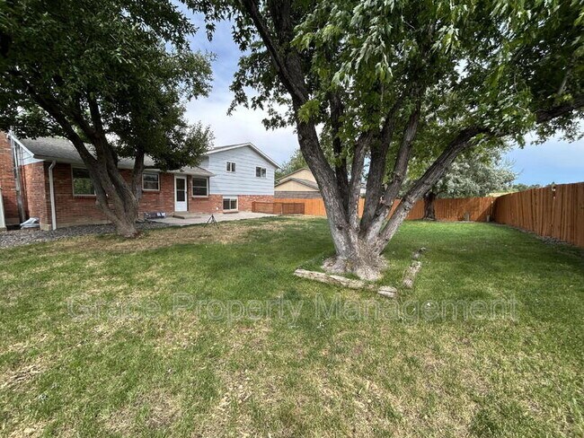 Building Photo - 9954 W Maryland Dr