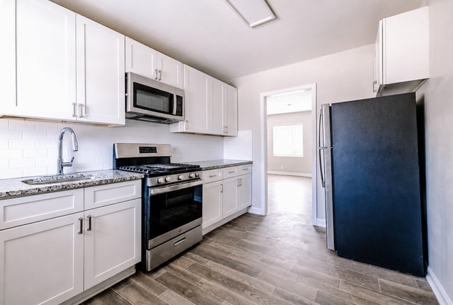 Building Photo - Premium 2 Bedroom Apartment in Atlanta | Second-Floor Home | Select Units $150 OFF + First Month ...