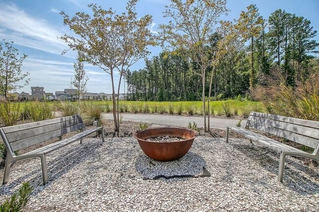 Building Photo - 110 Crimson St