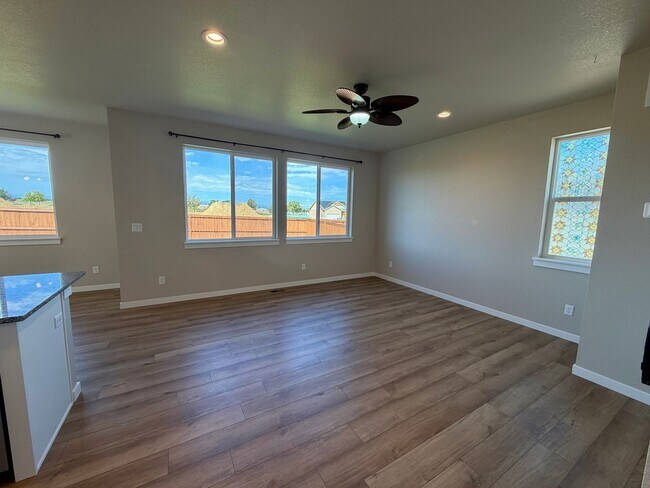 Building Photo - 1219 105th Avenue Ct