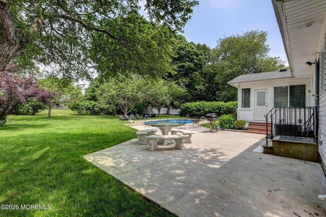 Building Photo - 125 Beechwood Ave