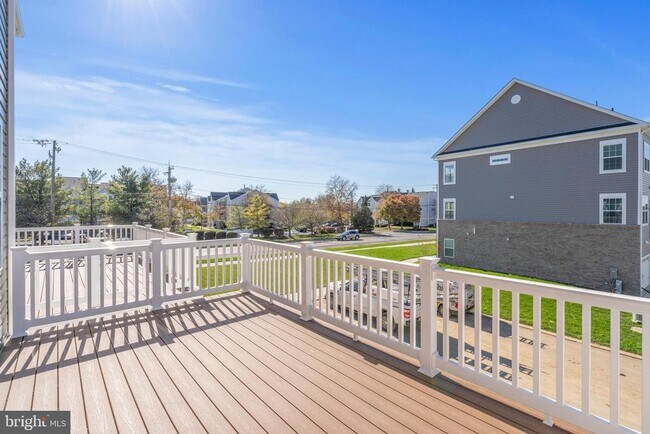 Building Photo - 1830 Parham Wy