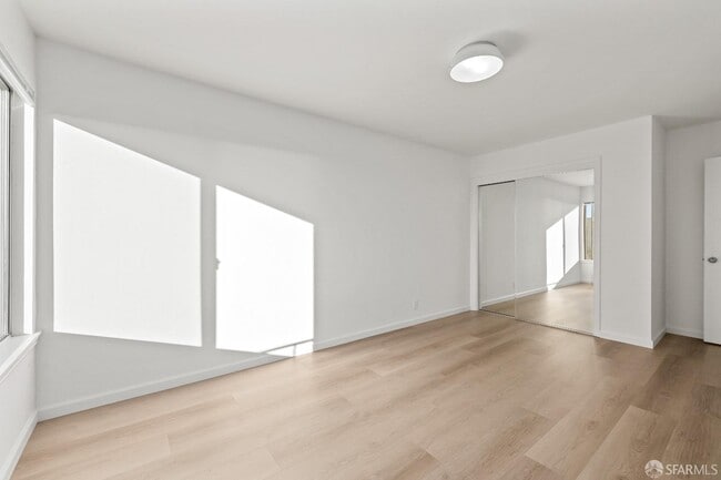 Building Photo - 3100 Taraval St