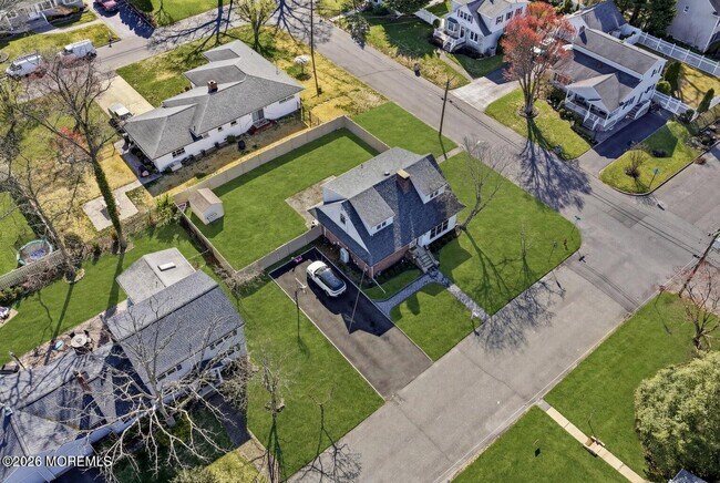 Building Photo - 227 Chatham Ave