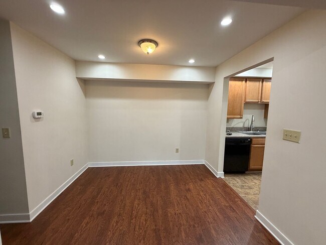 Building Photo - 137 Green Turtle Ln
