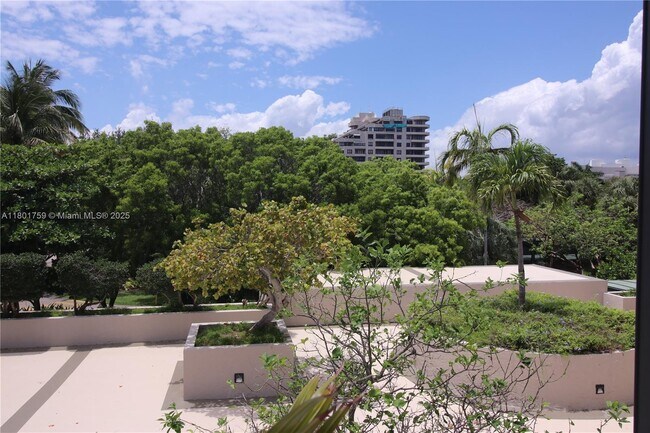 Building Photo - 201 Crandon Blvd