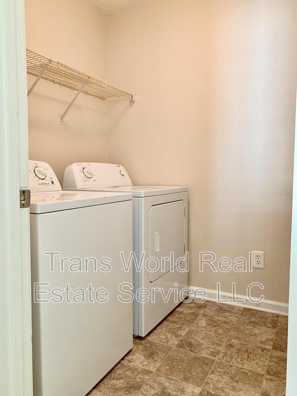 Building Photo - 4068 Beaver Oaks Dr