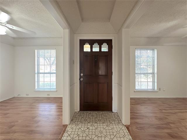 Building Photo - 1706 Hanover Dr