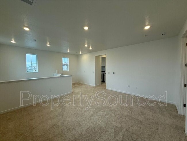 Building Photo - 1753 Lacey Ave