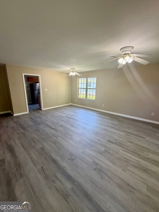 Building Photo - 110 Alice Dr