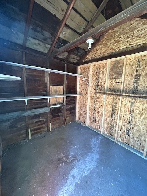 Building Photo - 915 Merrill St