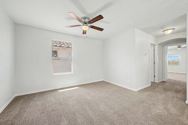 Building Photo - 2934 N 71st Pl
