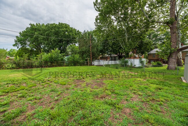 Building Photo - 1144 Prairie Park Rd