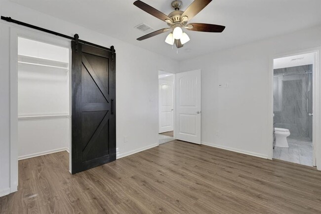 Building Photo - 8638 Cottage Gate Ln