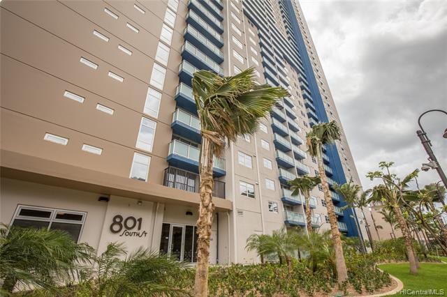 Building Photo - 801 South St