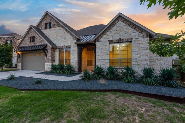 Building Photo - 10709 Lavon Bend