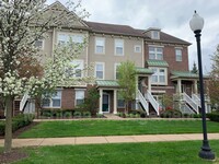Building Photo - 148 Hamilton St
