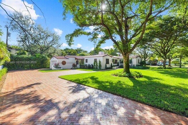 Building Photo - 3519 Toledo St