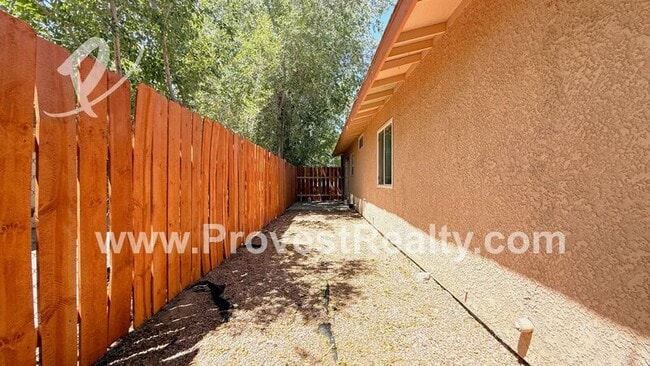 Building Photo - 16397 Spruce St