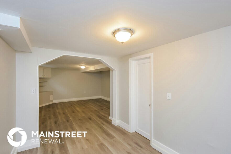 Building Photo - 1308 Havana St