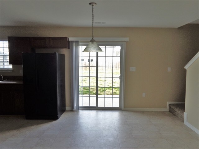 Building Photo - 1410 River Run Rd
