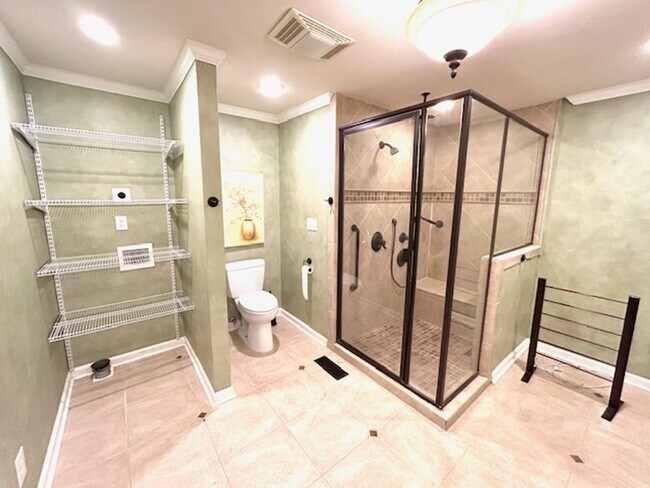 Building Photo - Prime Madison Location – Home for Rent