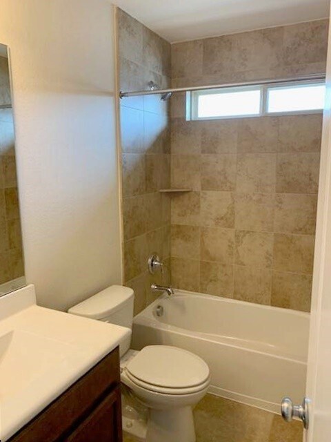 Building Photo - 26931 Stonebury Heights Ln