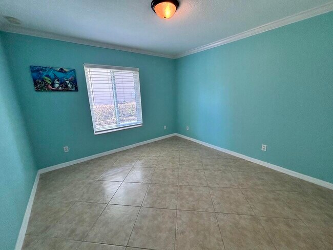 Building Photo - 5574 43rd Ct