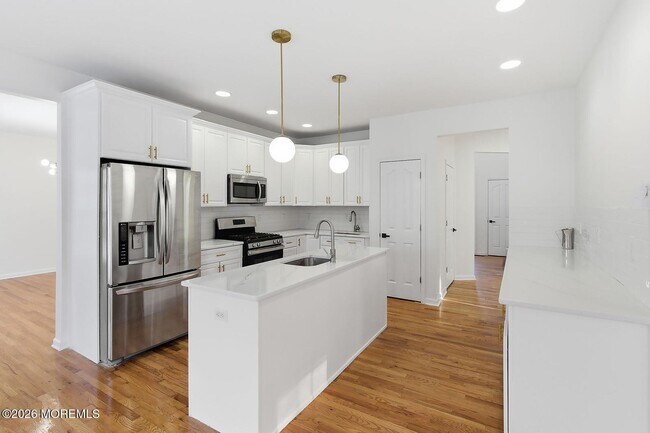 Building Photo - 69 Fortune Ct