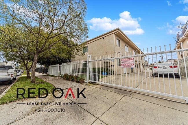 Building Photo - 6928 Agnes Ave