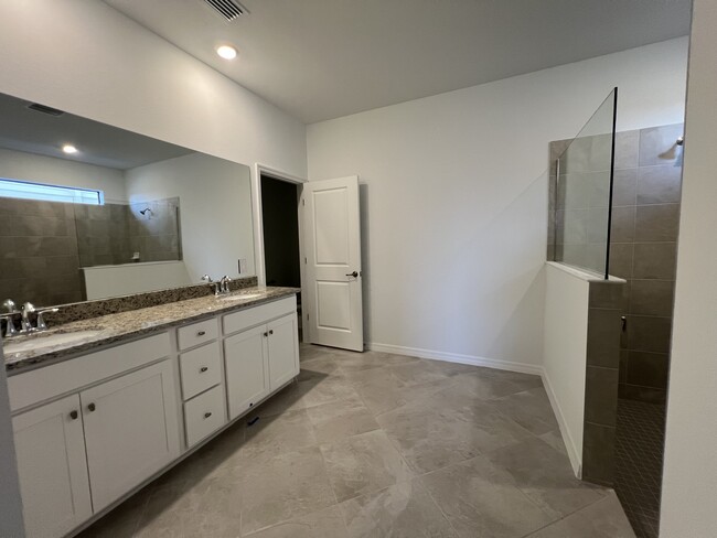 Building Photo - 15052 Palamos Cir