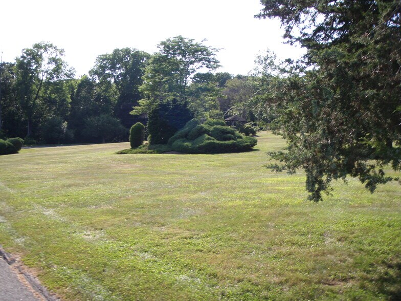 Building Photo - 31 Pilgrim Trl