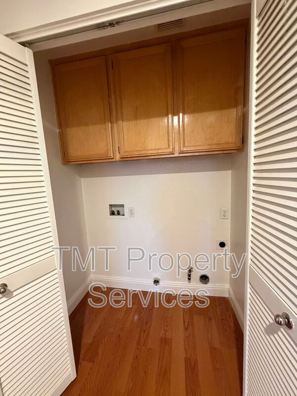 Building Photo - 9119 Willowberry Way