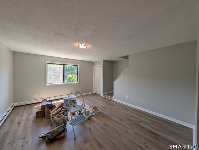 Building Photo - 267 Beaver St
