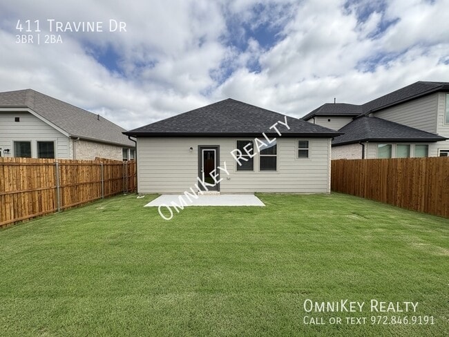 Building Photo - 411 Travine Dr