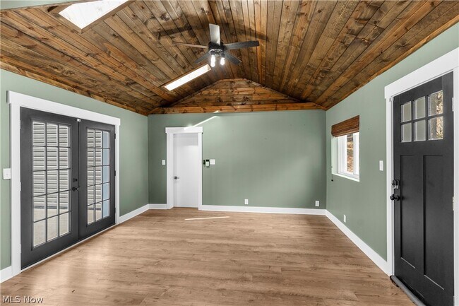 Building Photo - 14078 Beaver Creek Rd