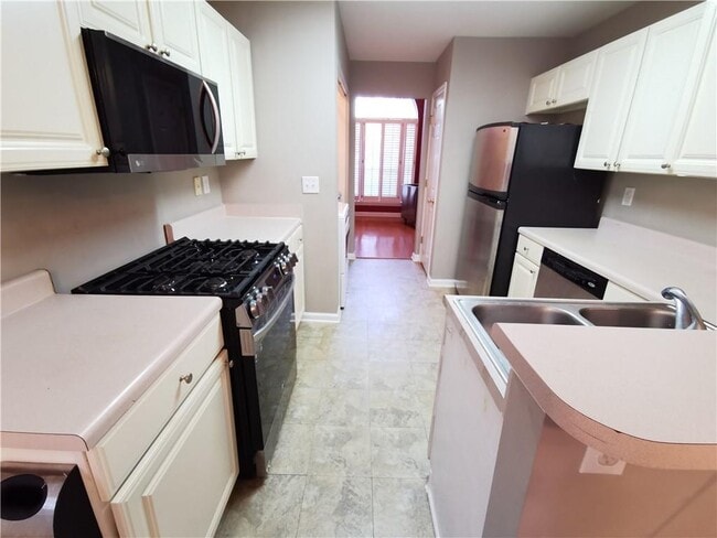 Building Photo - 873 Ashwood Walk