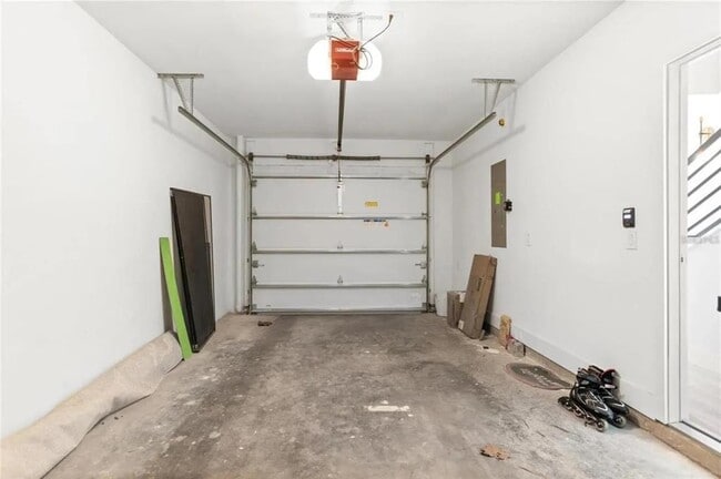 Building Photo - 2705 N Blvd