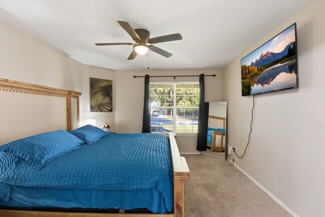 Building Photo - 9519 Maple Green Ln