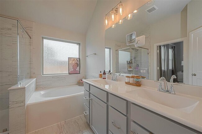 Building Photo - 23611 Blackhaw Blossom Ln