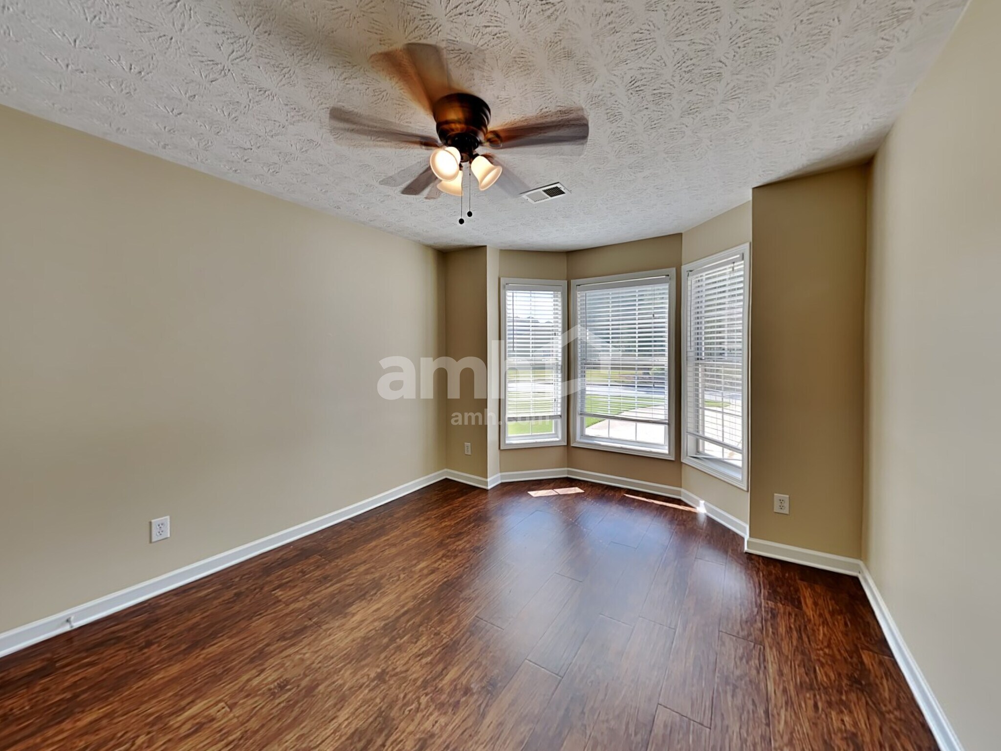 Building Photo - 2103 Yarbrough Way