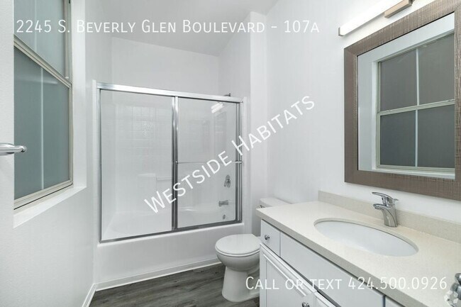 Building Photo - 2245 S Beverly Glen Blvd