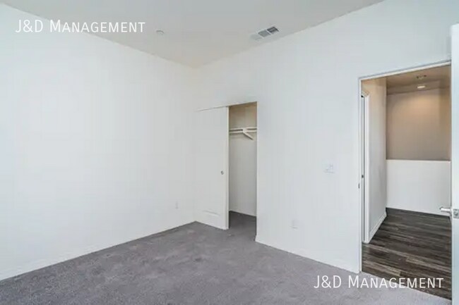 Building Photo - 8127 Cascio Ct