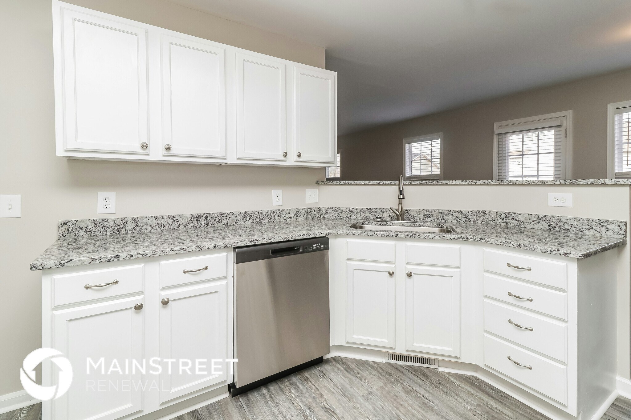 Building Photo - 2056 Samantha Dr